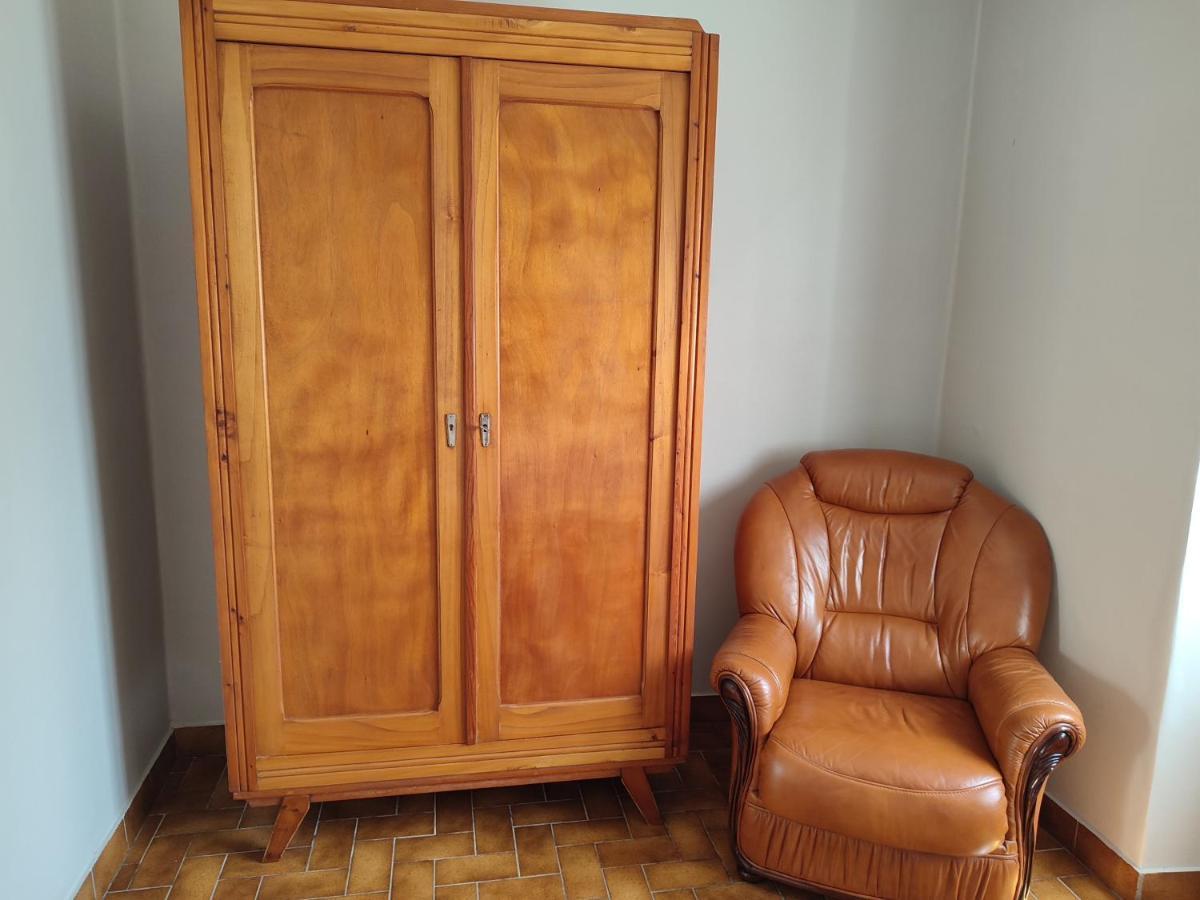Gite Chez Jeannot Azay-le-Ferron Экстерьер фото