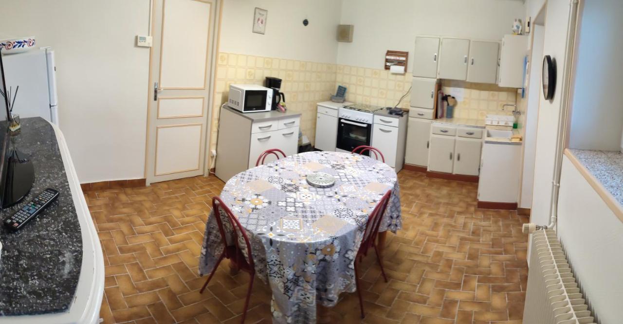 Gite Chez Jeannot Azay-le-Ferron Экстерьер фото